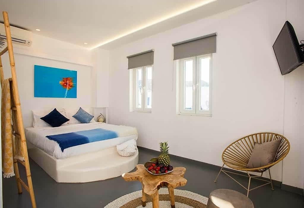 Jonaz Suites Mykonos Town Esterno foto