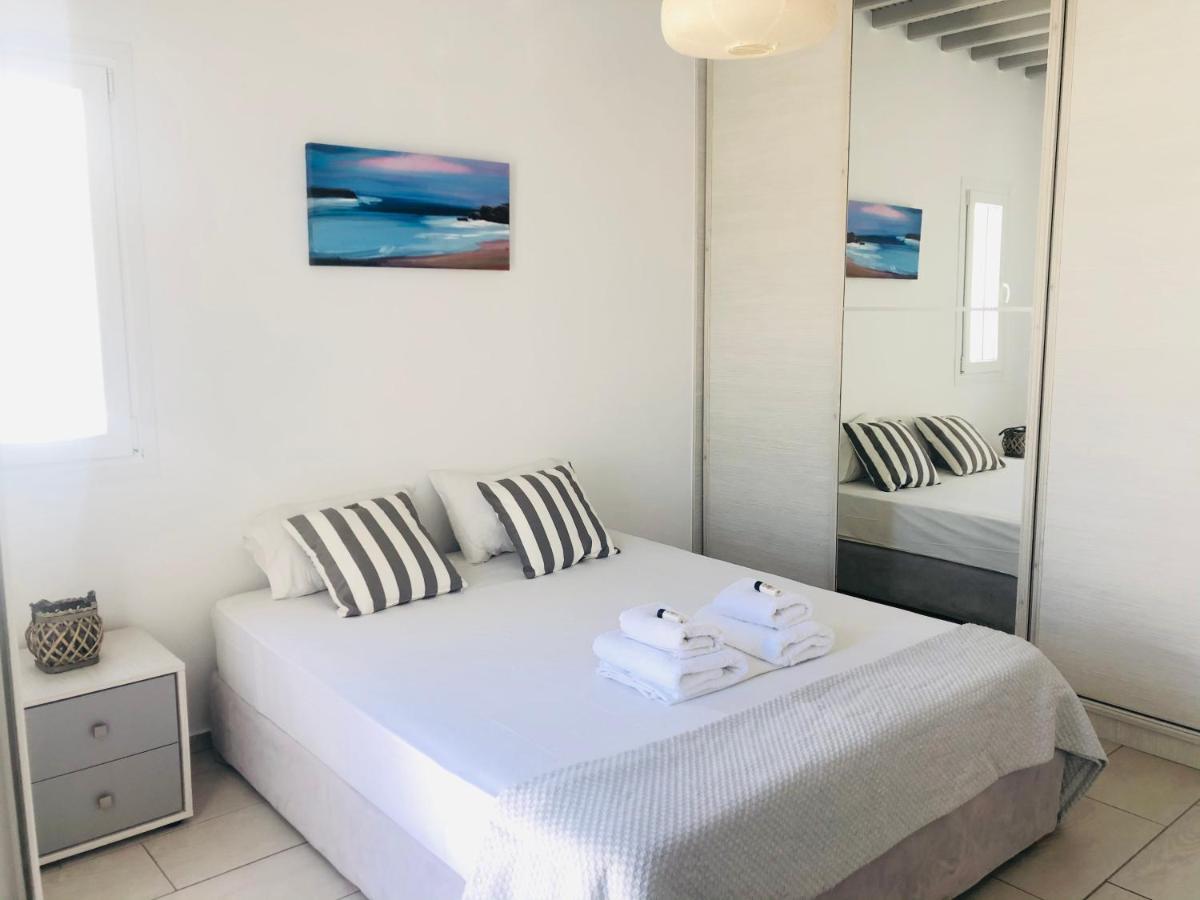 Jonaz Suites Mykonos Town Esterno foto