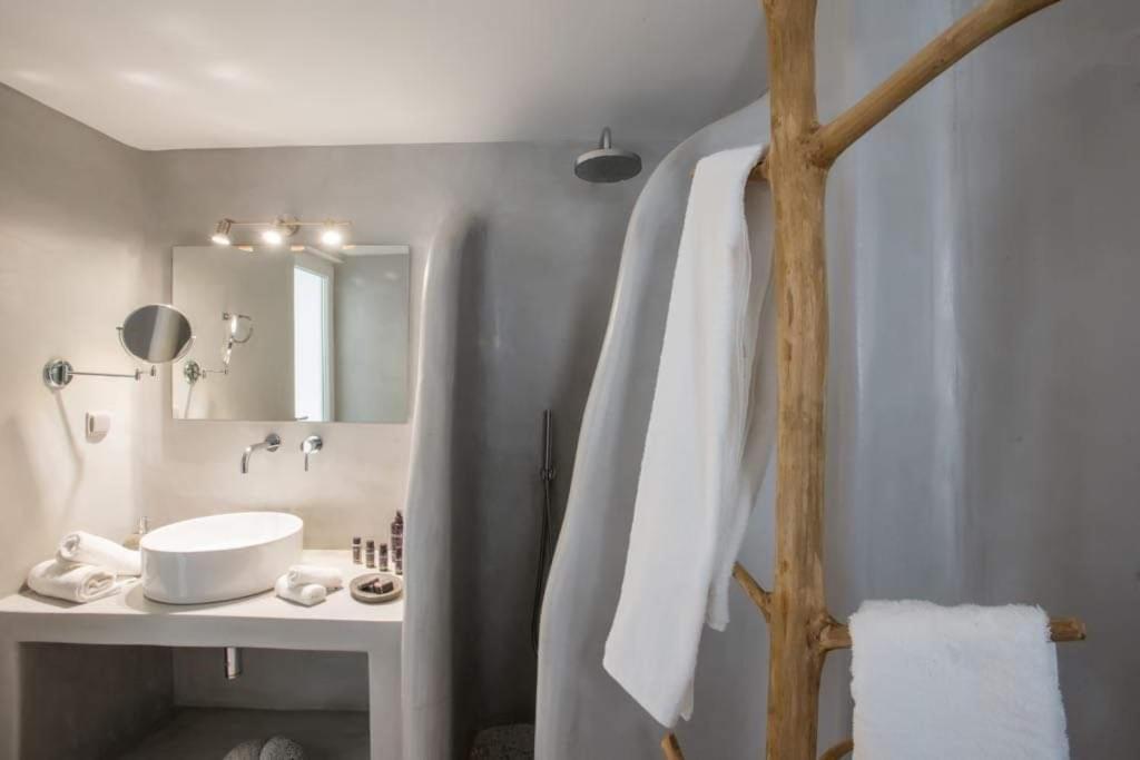Jonaz Suites Mykonos Town Esterno foto